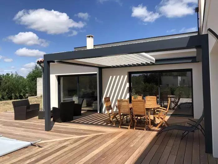 Pergola Bioclimatique fabrication française, ma menuiserie française 